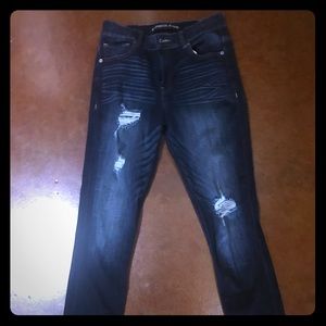 Express High Rise Destroyed Jeans Size 6